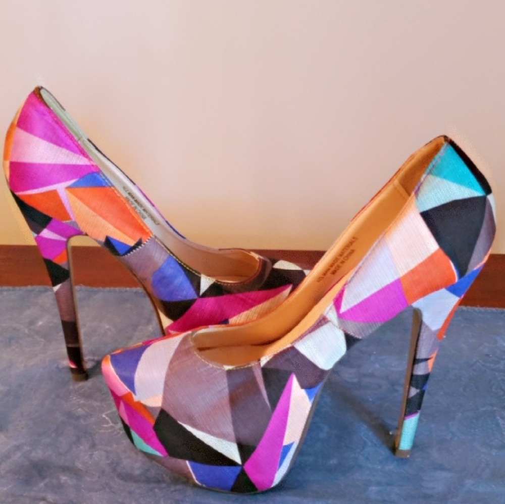 Multi color fabric heels